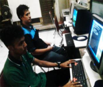 Ibnu Dan Hendra Mahasiswa UNTAG Kerja Praktek CV.Provesca Surabaya