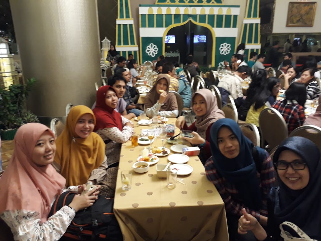 Meningkatkan Kekeluargaan, Dosen Informatika Gelar Buka Bersama