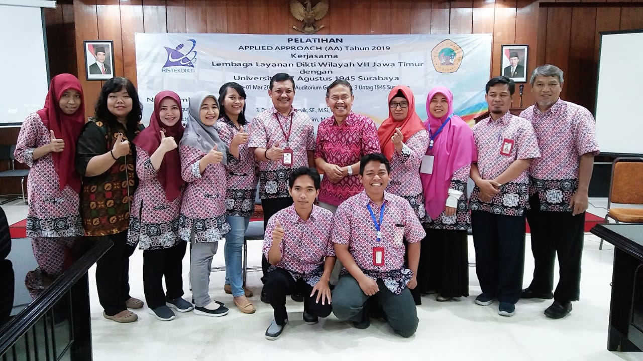 Pelatihan Applied Approach Dosen Universitas 17 Agustus 1945 Surabaya